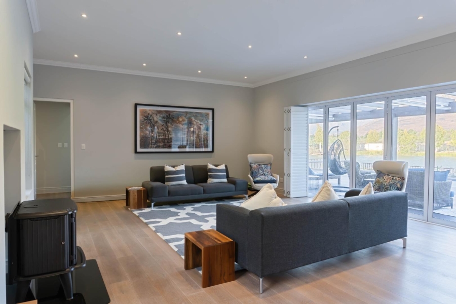 5 Bedroom Property for Sale in Val De Vie Estate Western Cape